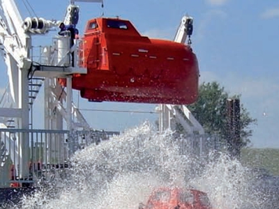 Lifeboat & Davit Services 00043